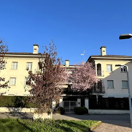 Apartment Casa Cristina Meda